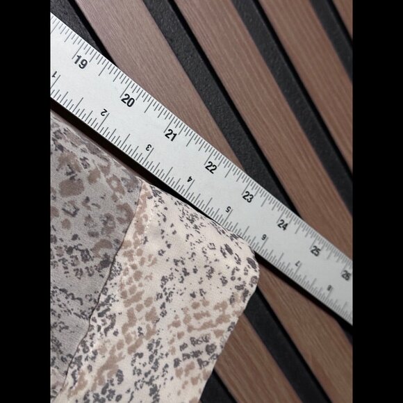 Chicos Shirt 2 / Large Sheer Brown Snakeskin Reptile Print Long Sleeve Button - Picture 4 of 7